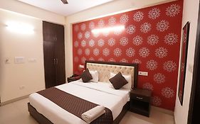 Hotel Tourist Palace